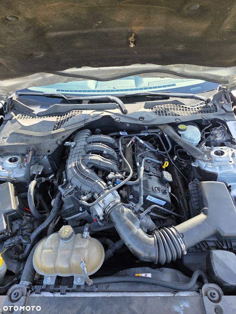 Ford Mustang 3.7 V6 - 38