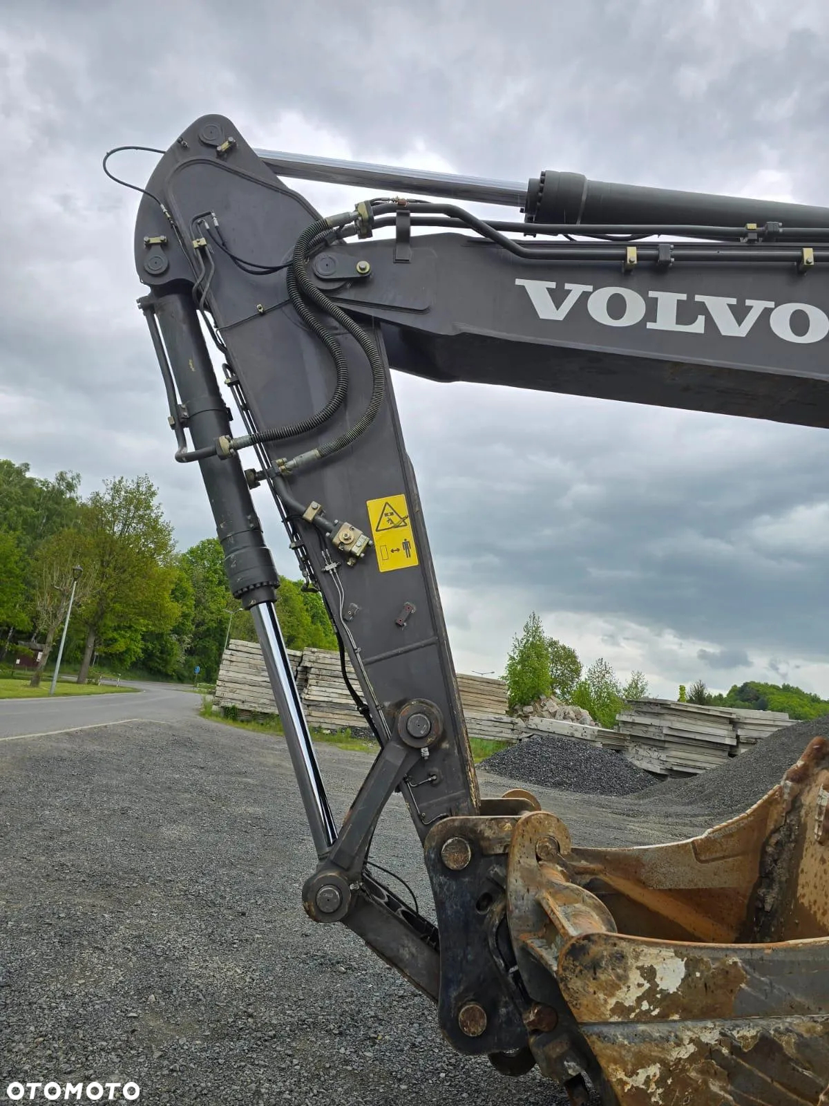 Volvo EC 380 EL - 11