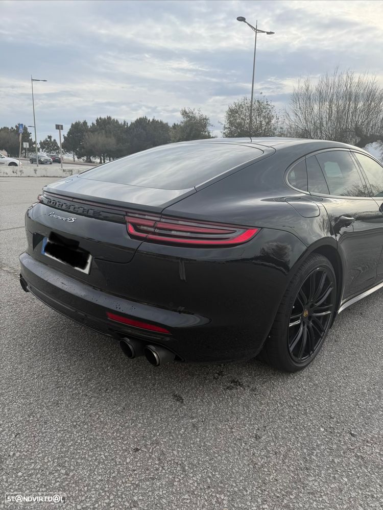 Porsche Panamera - 5