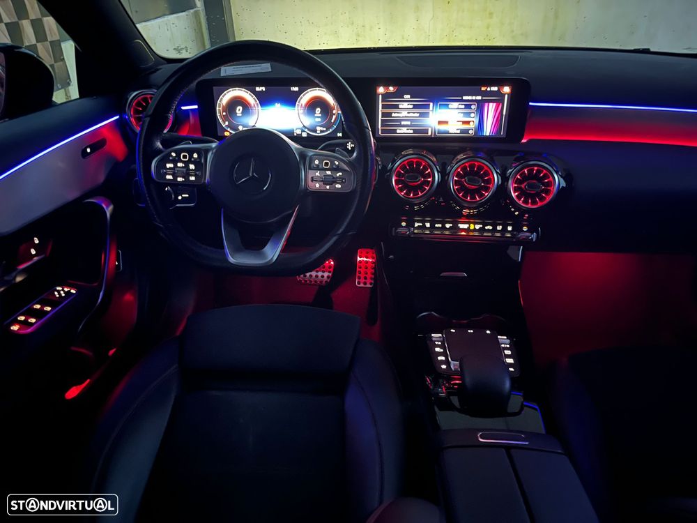 Mercedes-Benz A 250 Limousine e AMG Line - 10