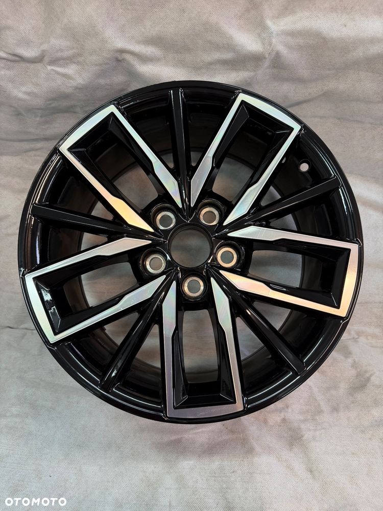 FELGA TOYOTA COROLLA 7,5x17 ET40 5x114,3 PW457-02008 - 1