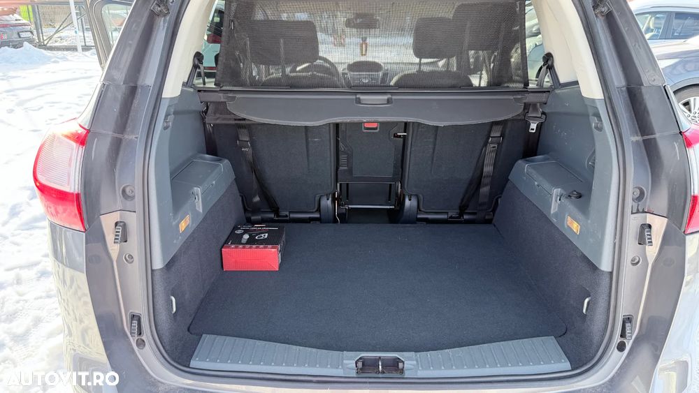 Ford Grand C-Max 2.0 TDCi DPF Powershift Titanium - 11