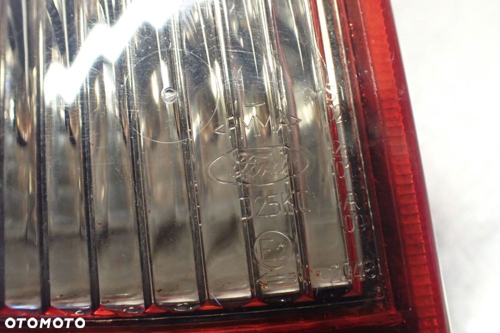 LAMPA LEWA TYLNA FORD FIESTA MK6 - 8