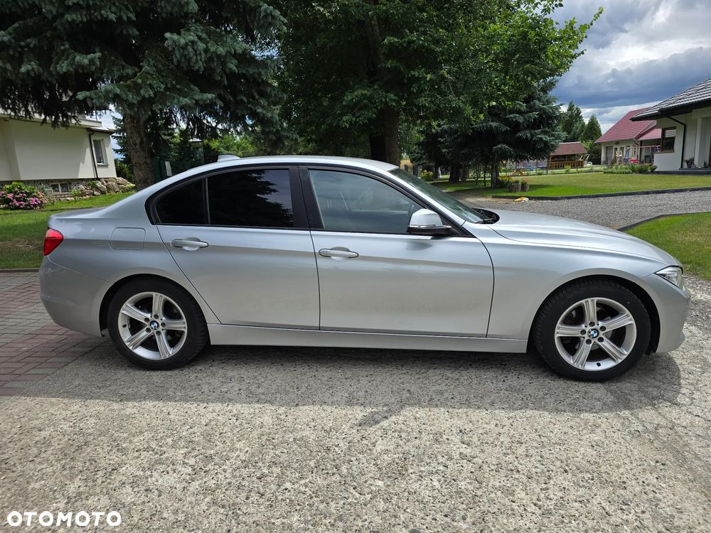 BMW Seria 3 - 18
