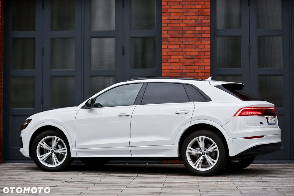 Audi Q8 - 5