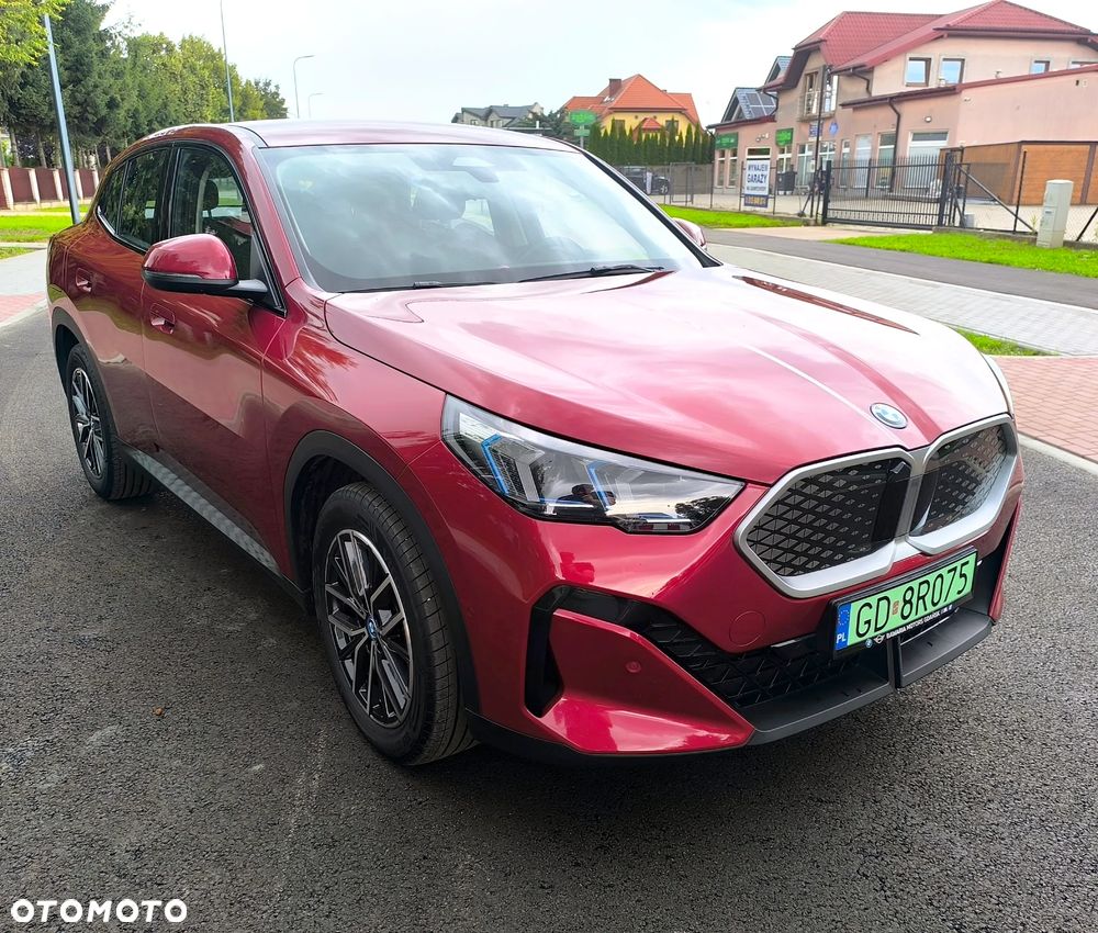 BMW iX2 - 3