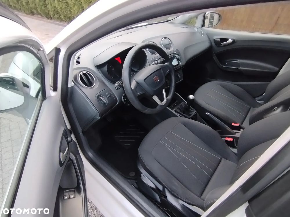 Seat Ibiza 1.4 16V Reference - 29