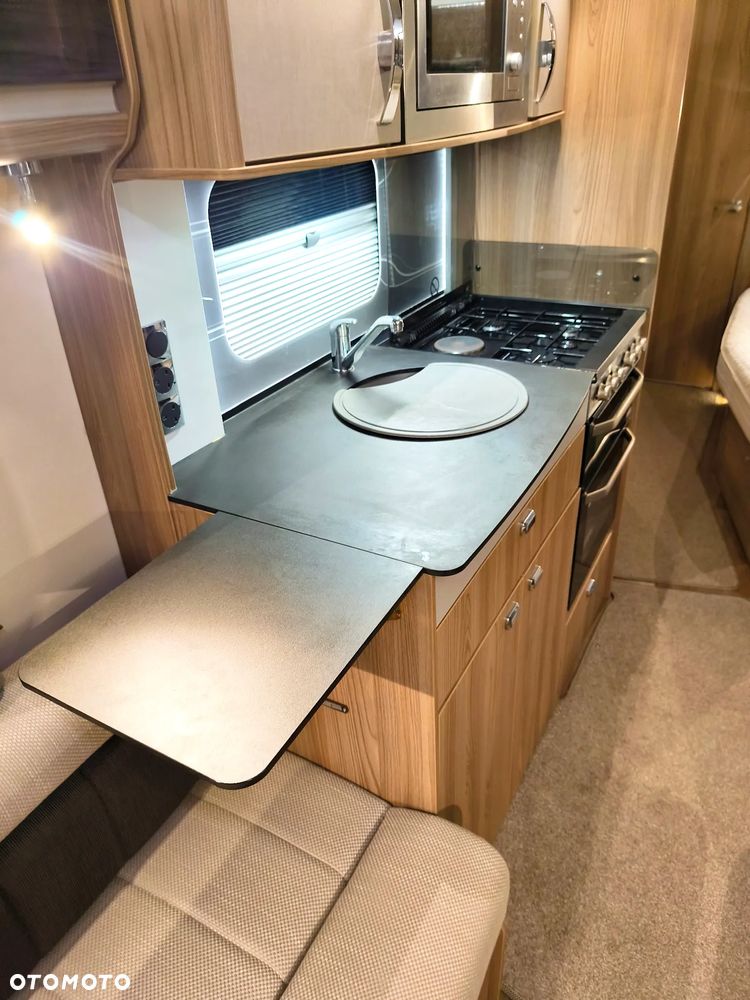 SWIFT Conqueror 570 - 19