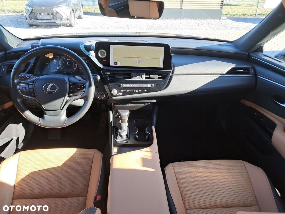 Lexus ES 300h Business Edition - 19