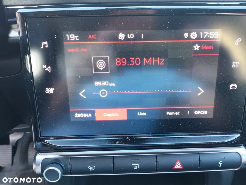 Citroën C3 1.2 PureTech Shine - 19