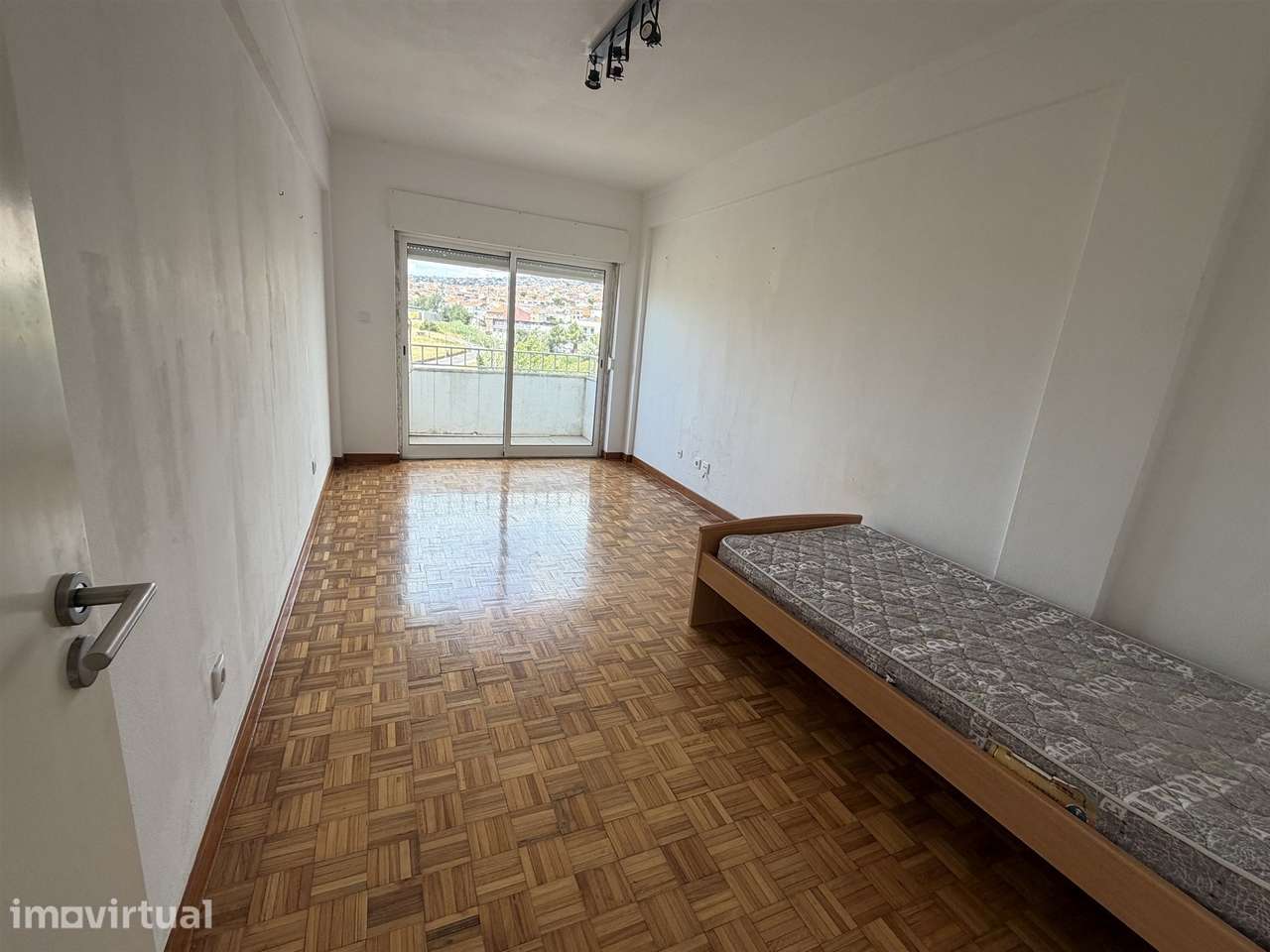 Apartamento T2 Venda em Odivelas,Odivelas - Grande imagem: 5/21