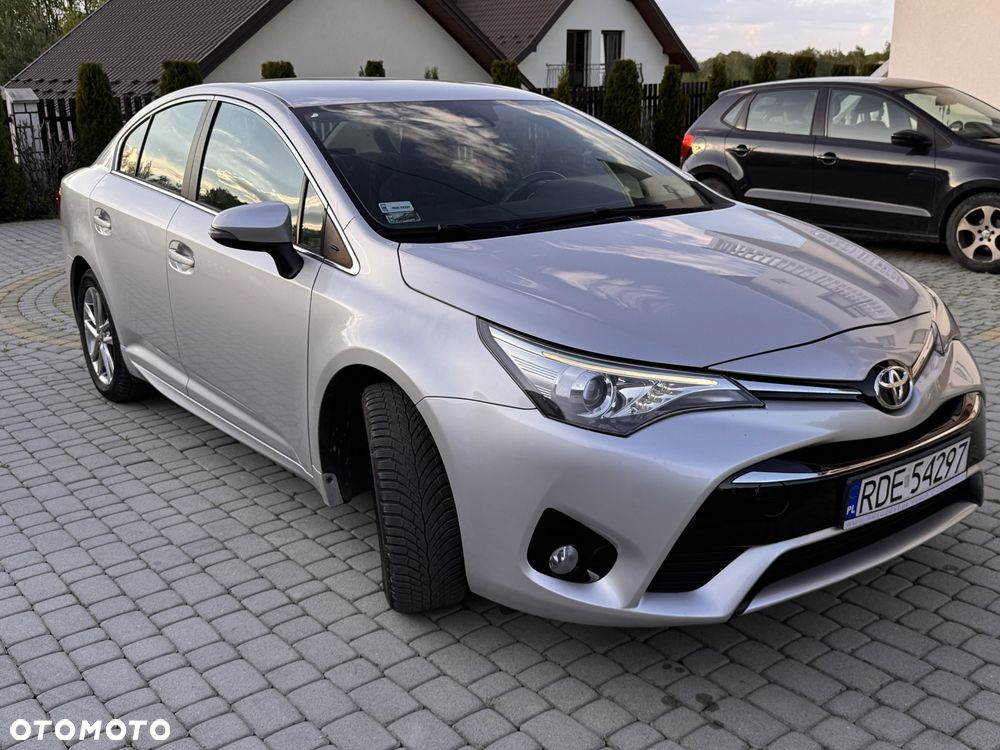 Toyota Avensis - 7