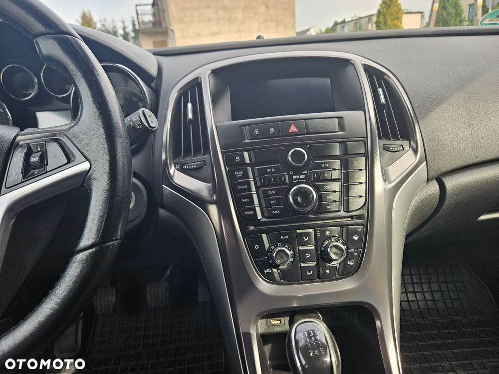 Opel Astra - 14