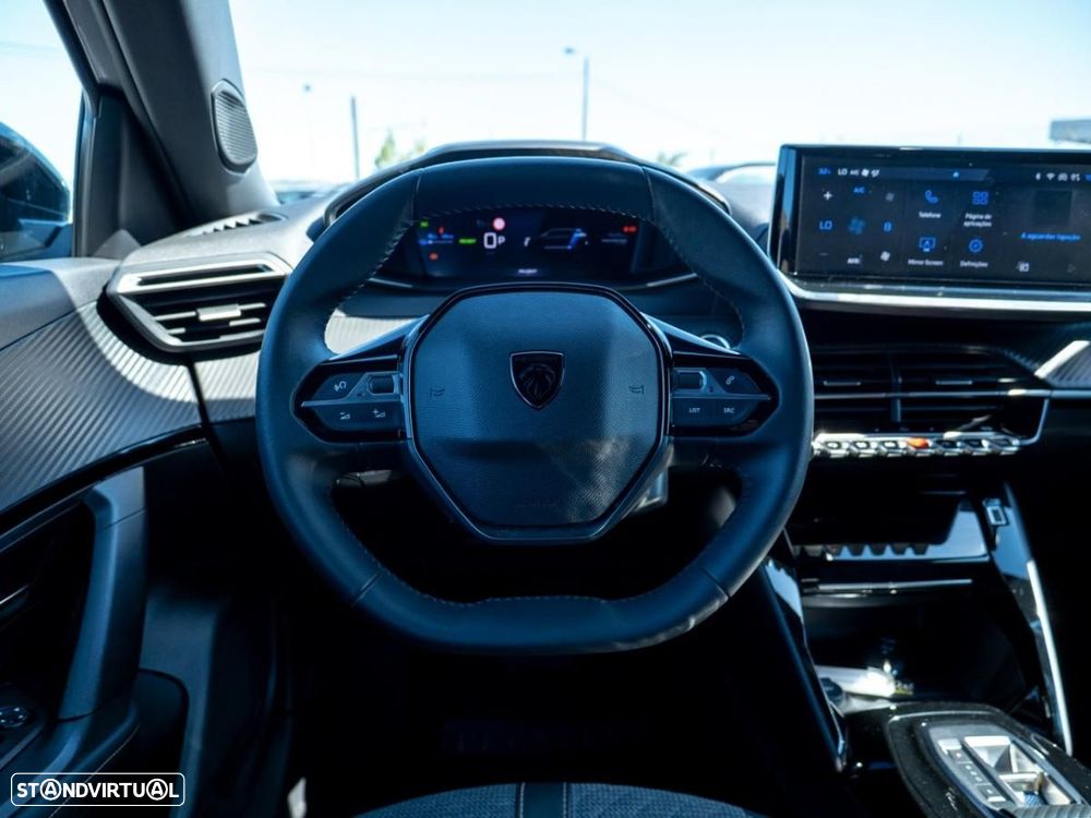 Peugeot e-2008 54 kWh Allure - 28