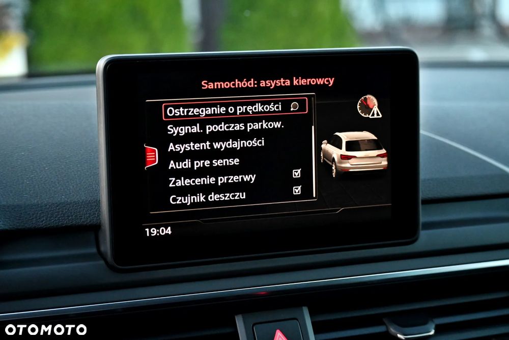 Audi A4 Avant 2.0 TDI ultra S tronic sport - 35