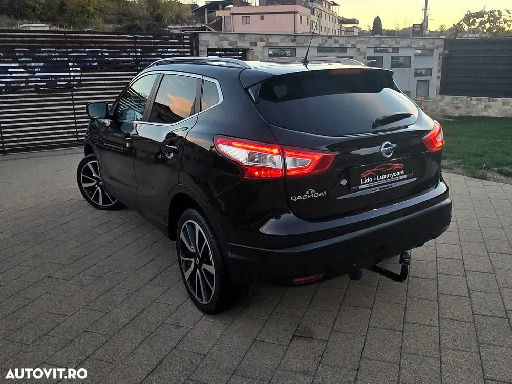 Nissan Qashqai 1.6 DCI Xtronic TEKNA - 4