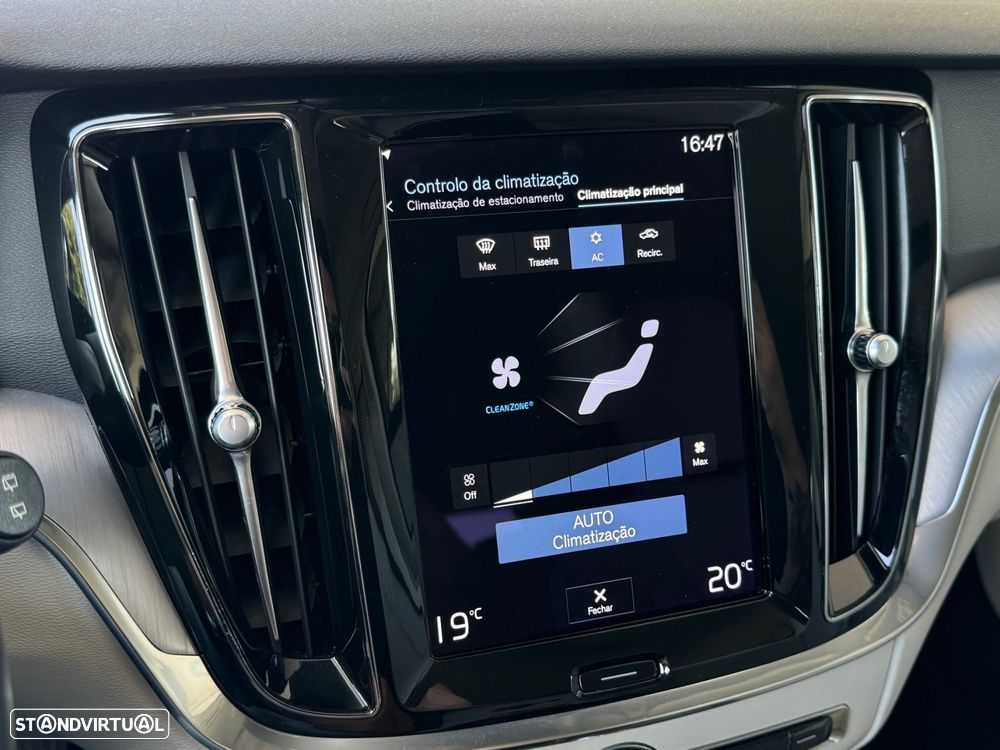 Volvo V60 2.0 T6 AWD TE Inscription Expression - 44