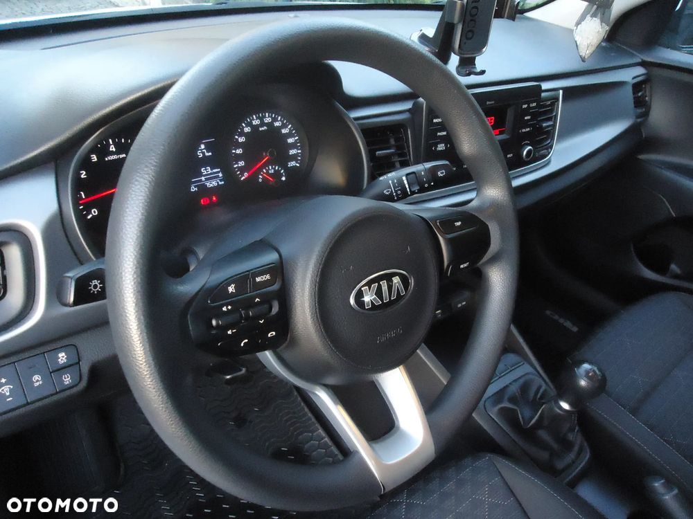 Kia Rio - 9