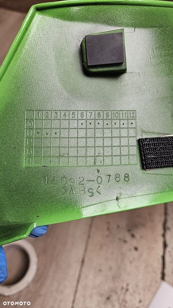 Nakładka zbiornika prawa Kawasaki Ninja ZX-10R 11-15  14092-0788 - 8