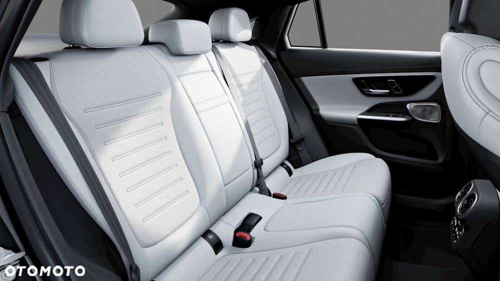 Mercedes-Benz GLC 220 d mHEV 4-Matic AMG Line - 11