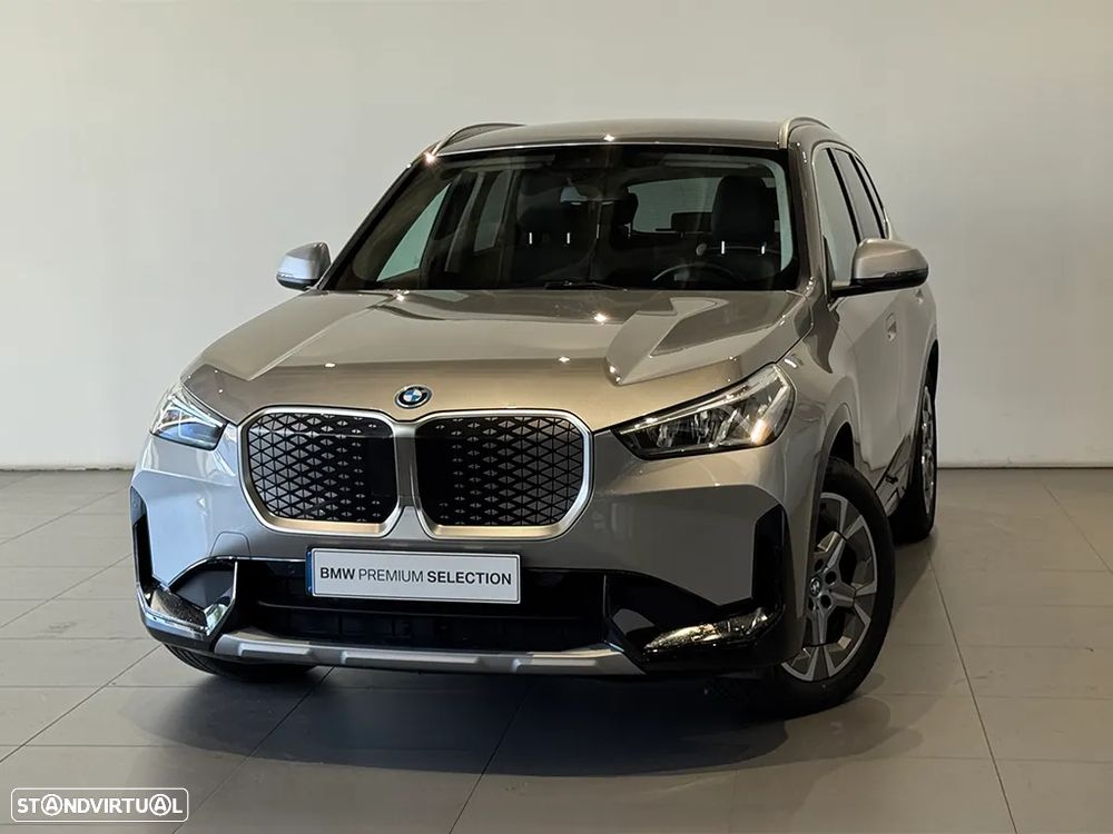 BMW iX1 eDrive20 xLine - 1