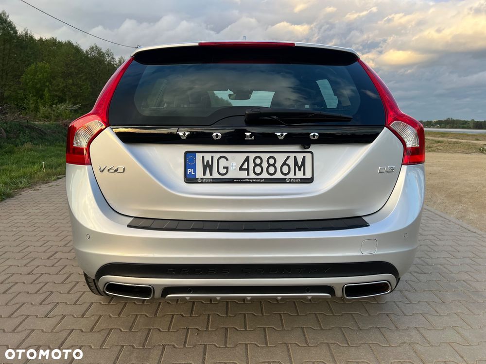 Volvo V60 Cross Country D3 Geartronic Summum - 5