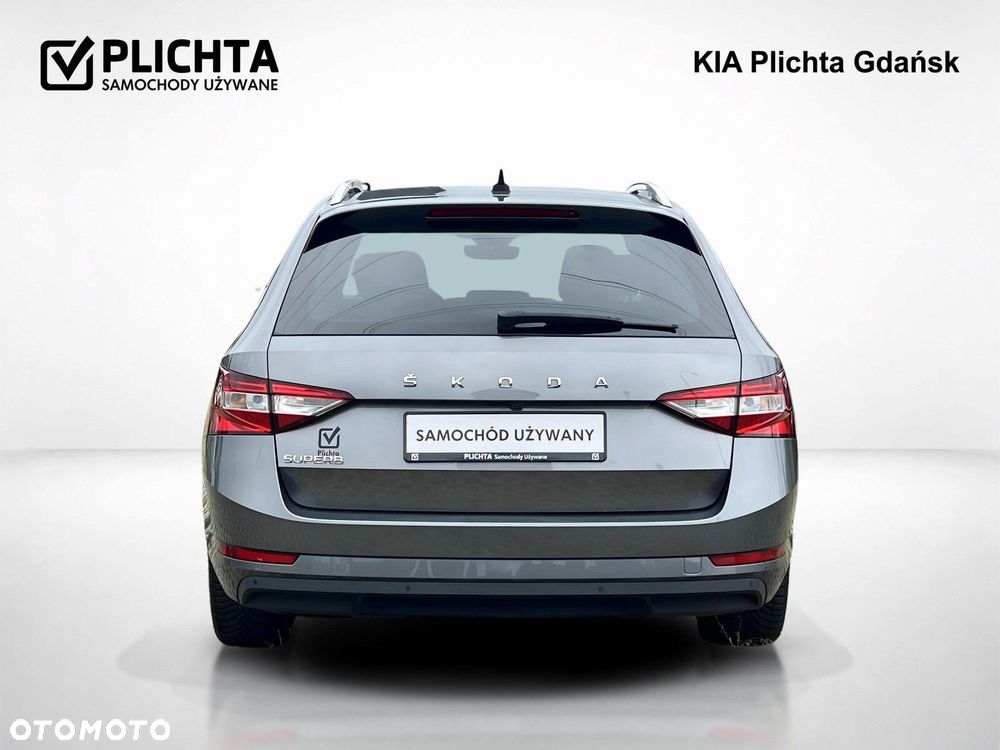 Skoda Superb 2.0 TDI SCR Style DSG - 9