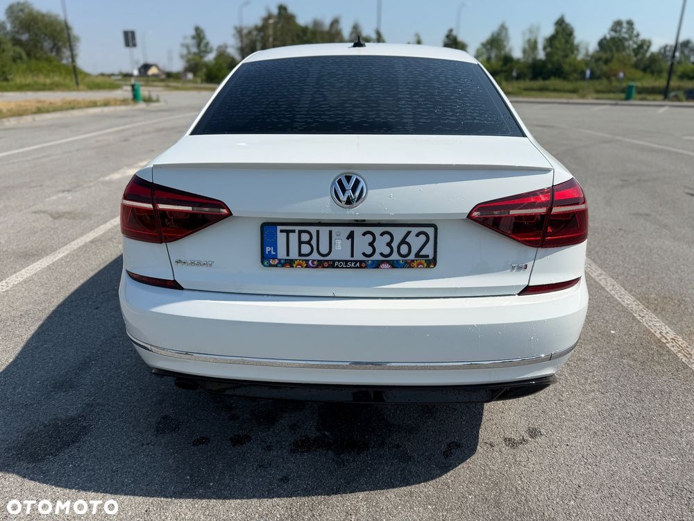 Volkswagen Passat - 3