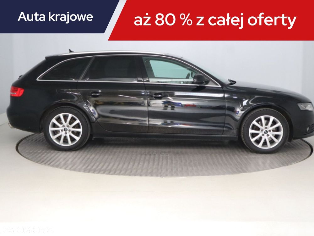 Audi A4 Avant - 8