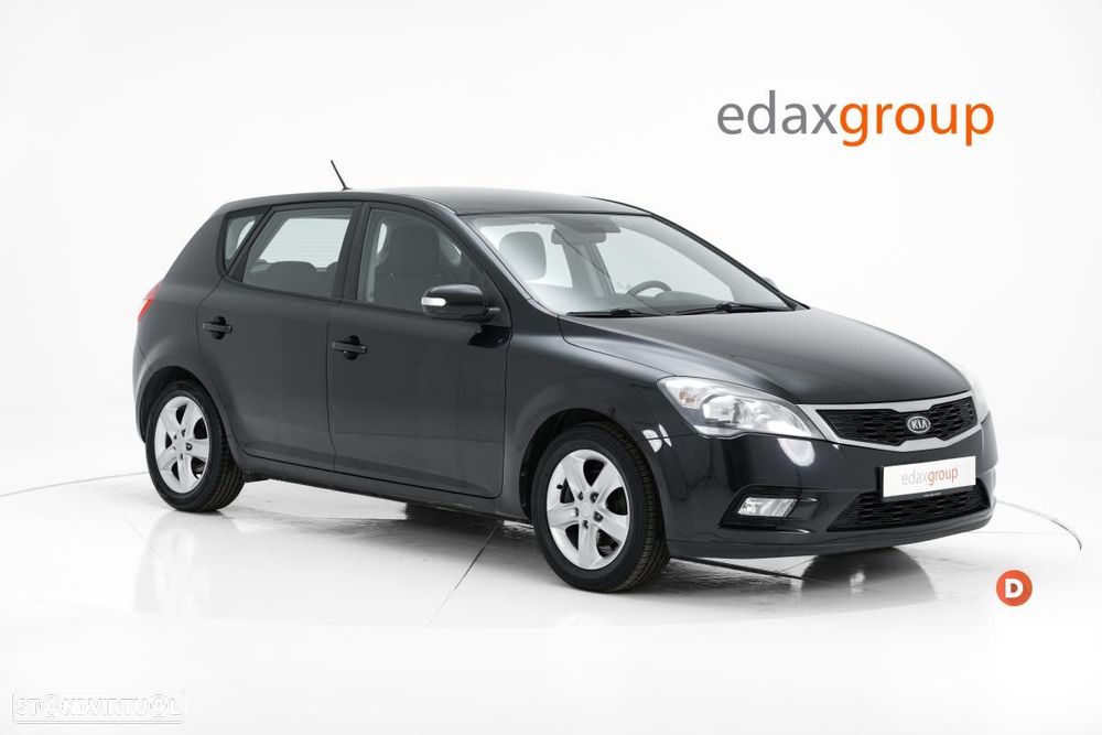 Kia Ceed - 1