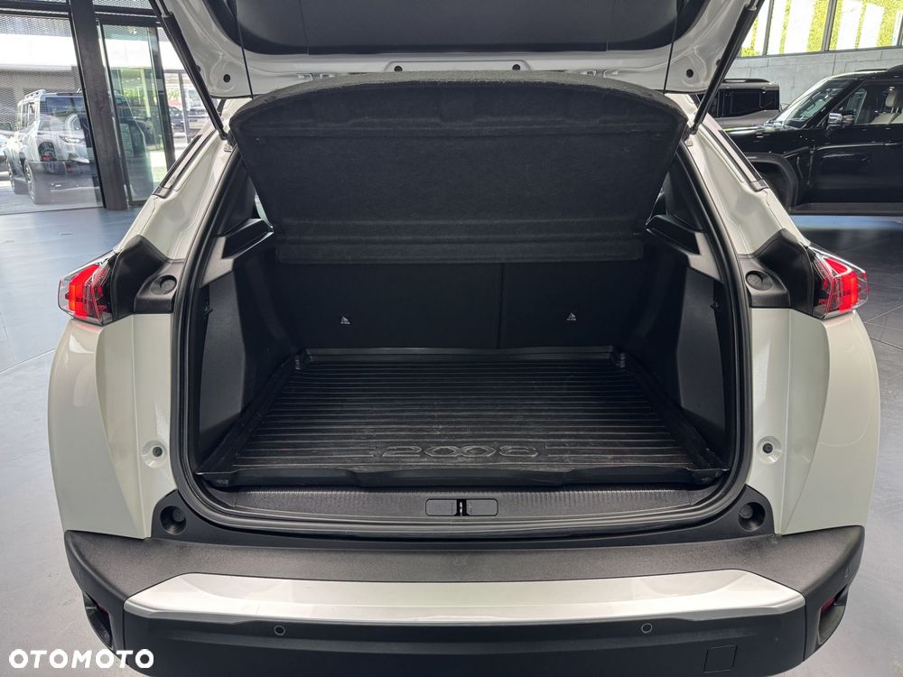 Peugeot 2008 - 19