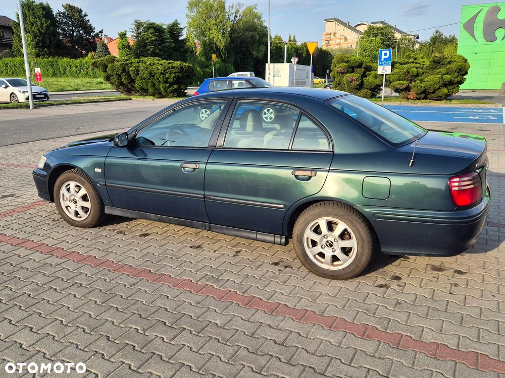 Honda Accord 1.8i LS - 4