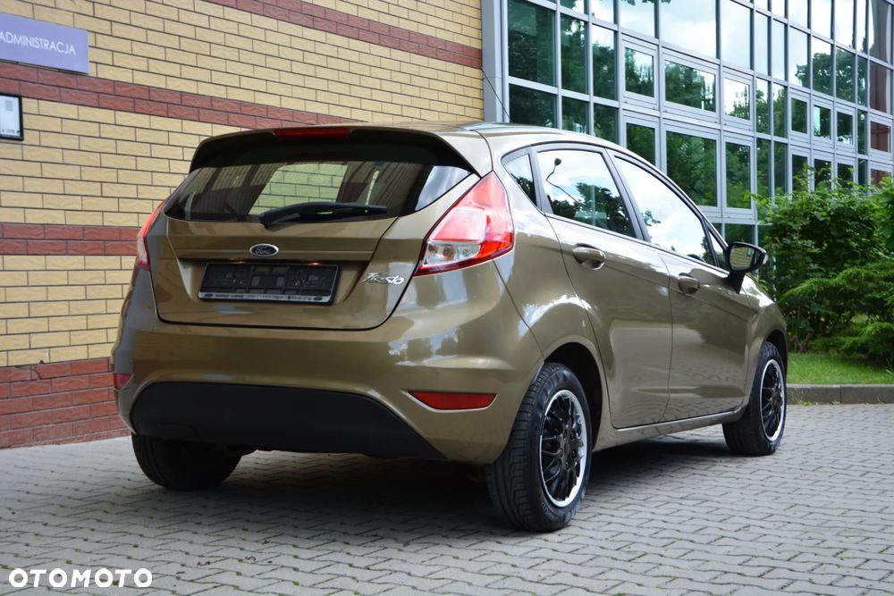 Ford Fiesta 1.25 Celebration - 4
