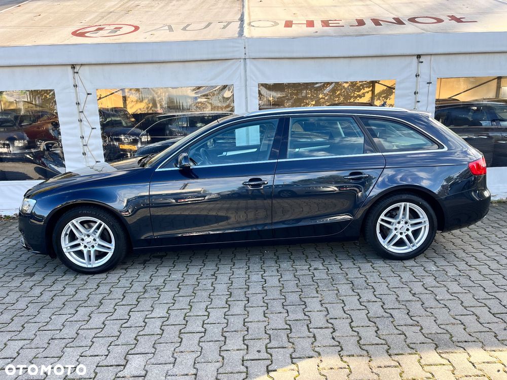 Audi A4 Avant - 23