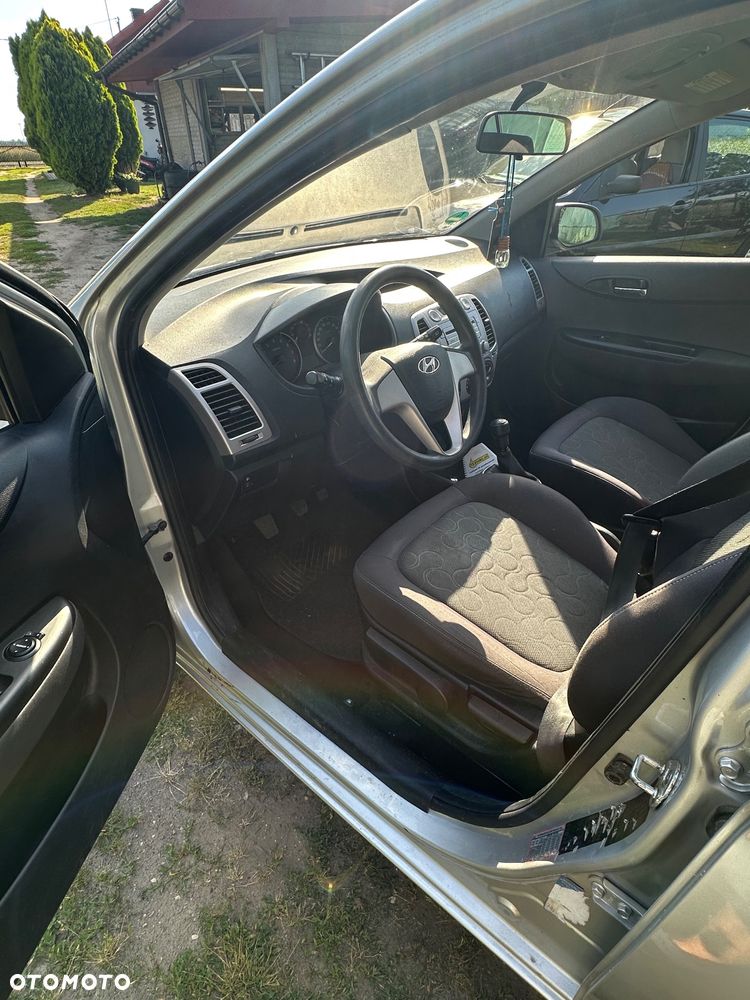 Hyundai i20 1.2 Classic - 9