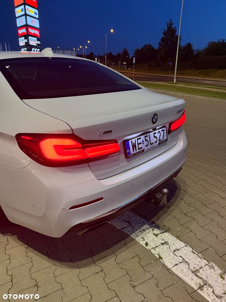 BMW Seria 5 530d mHEV Luxury Line - 23