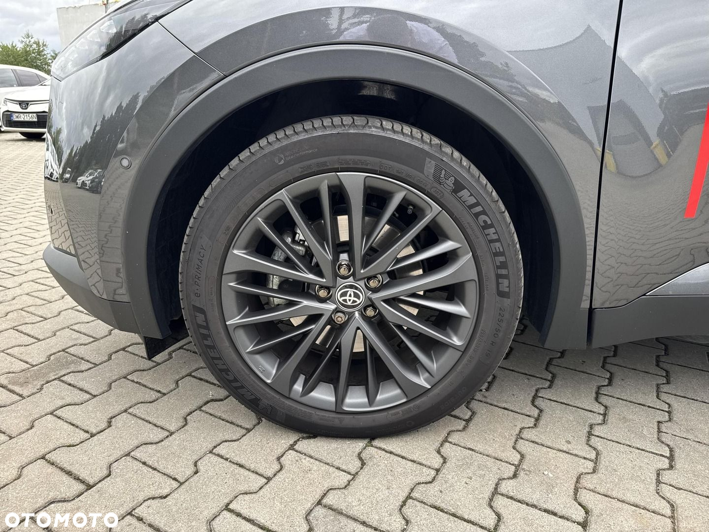 Toyota C-HR - 21