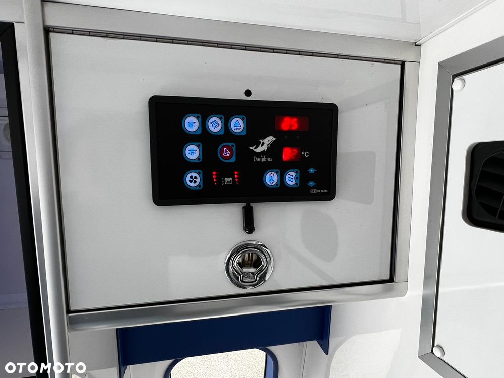 Volkswagen Transporter Caravelle DSG Lang Highline - 19