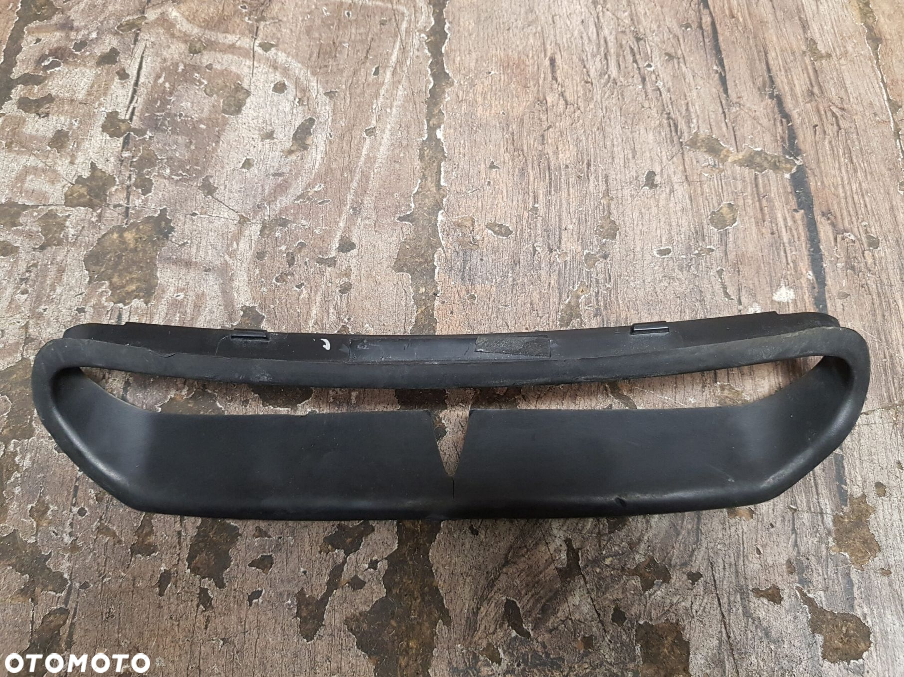 Wlot nawiew czaszy ramka Harley Davidson Touring 14+ - 3
