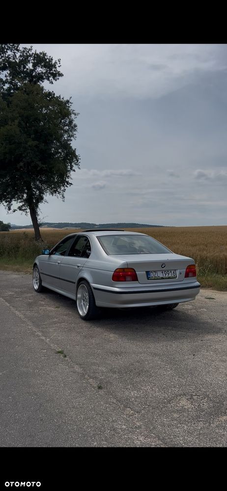 BMW Seria 5 - 21