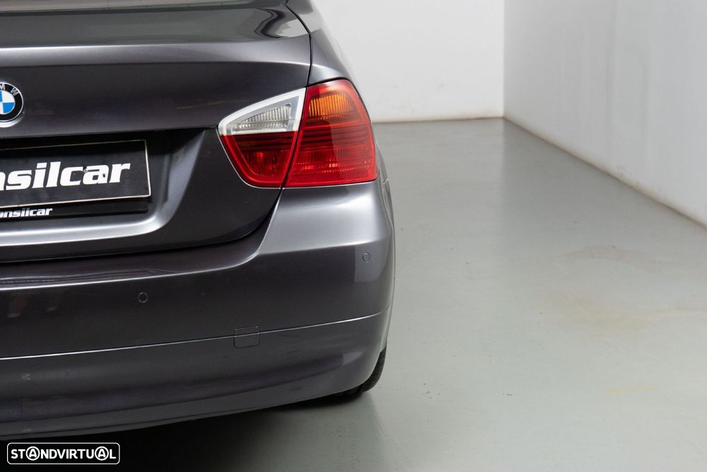 BMW 320 - 12