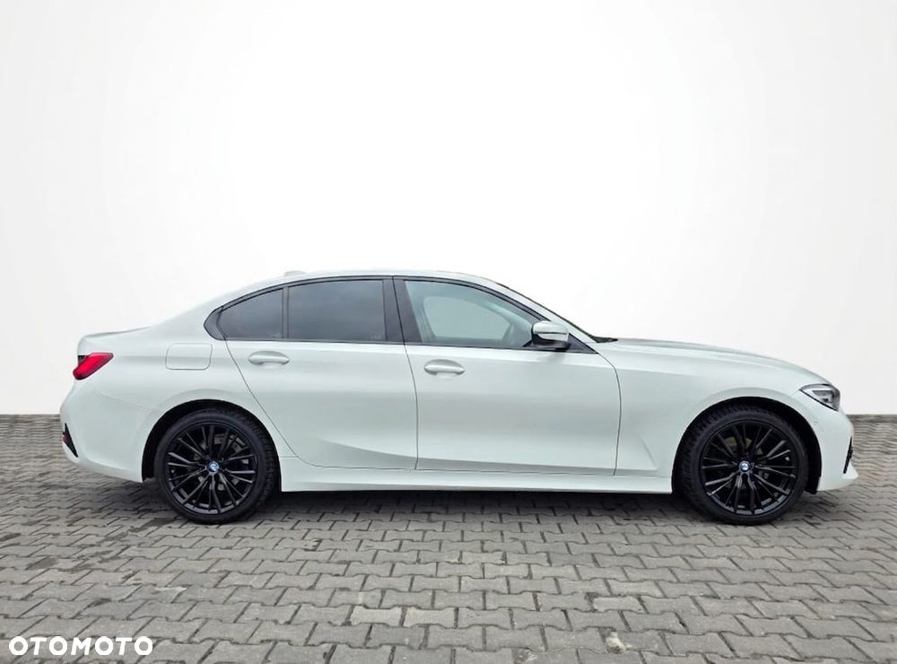 BMW Seria 3 318d Advantage - 10