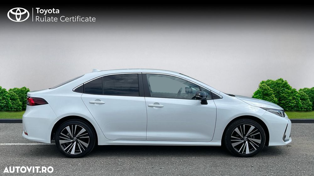 Toyota Corolla 1.8 HSD Dynamic - 18