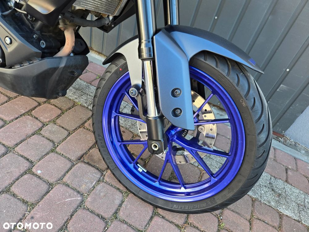 Yamaha MT - 26