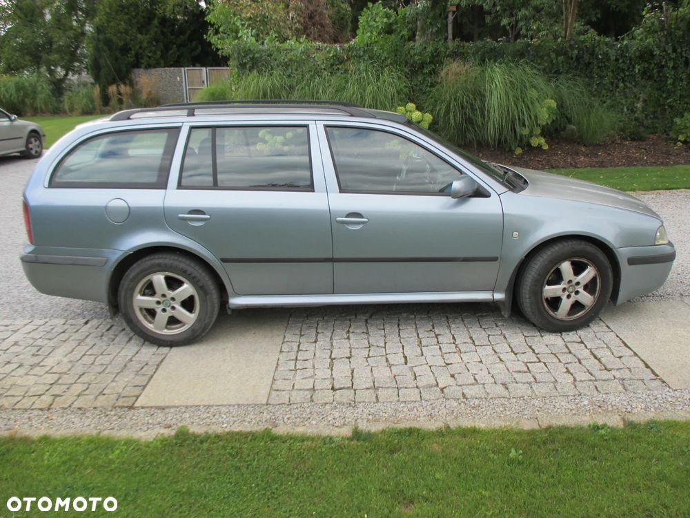 Skoda Octavia 1.9 TDI Ambiente - 2
