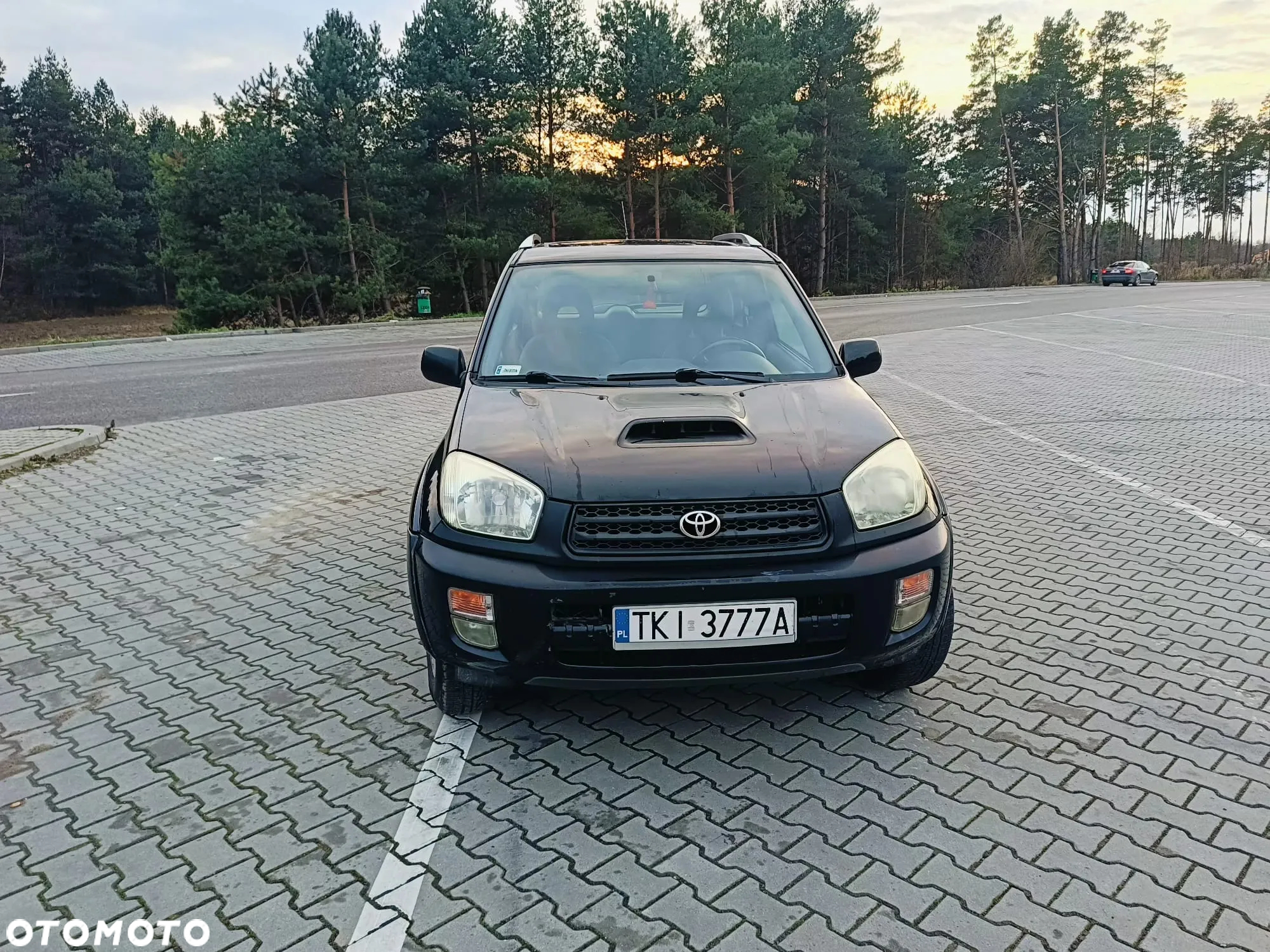 Toyota RAV4 - 2