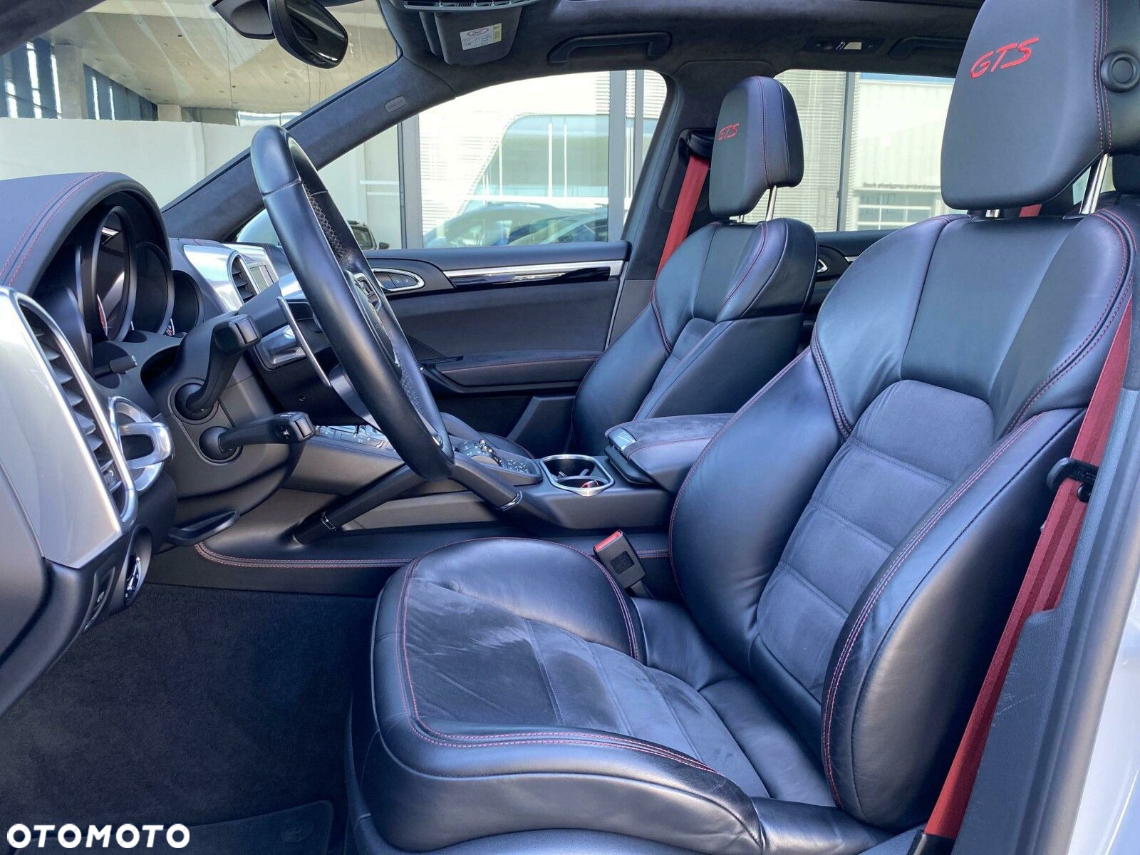 Porsche Cayenne GTS - 10