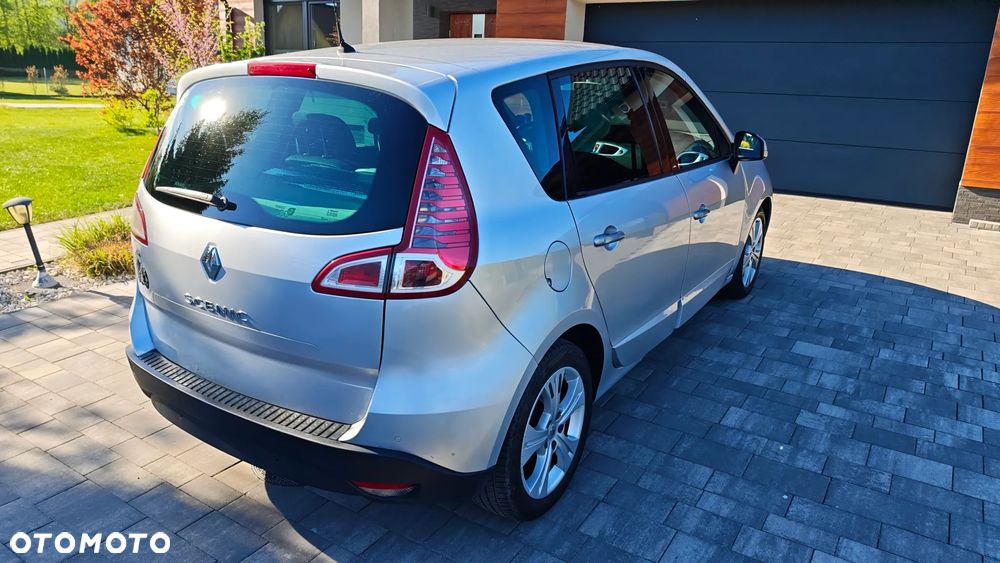 Renault Scenic - 18