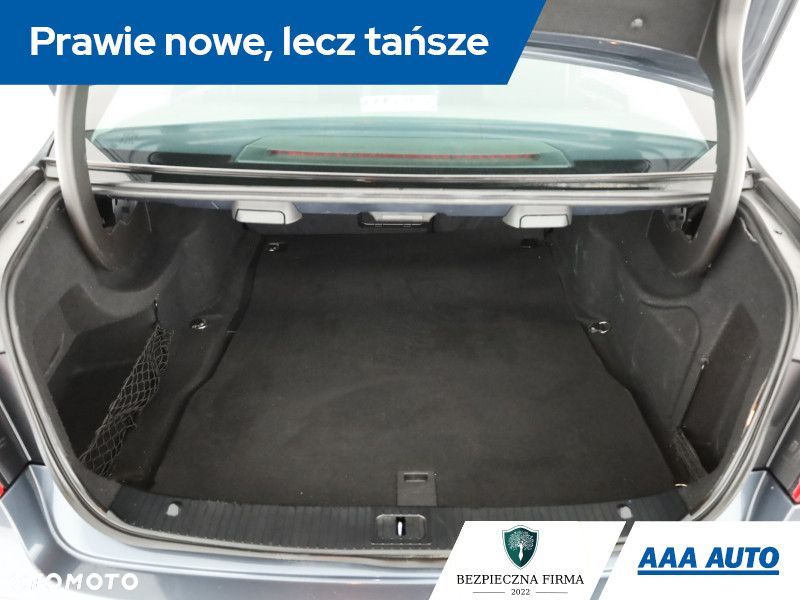 Mercedes-Benz Klasa E - 12