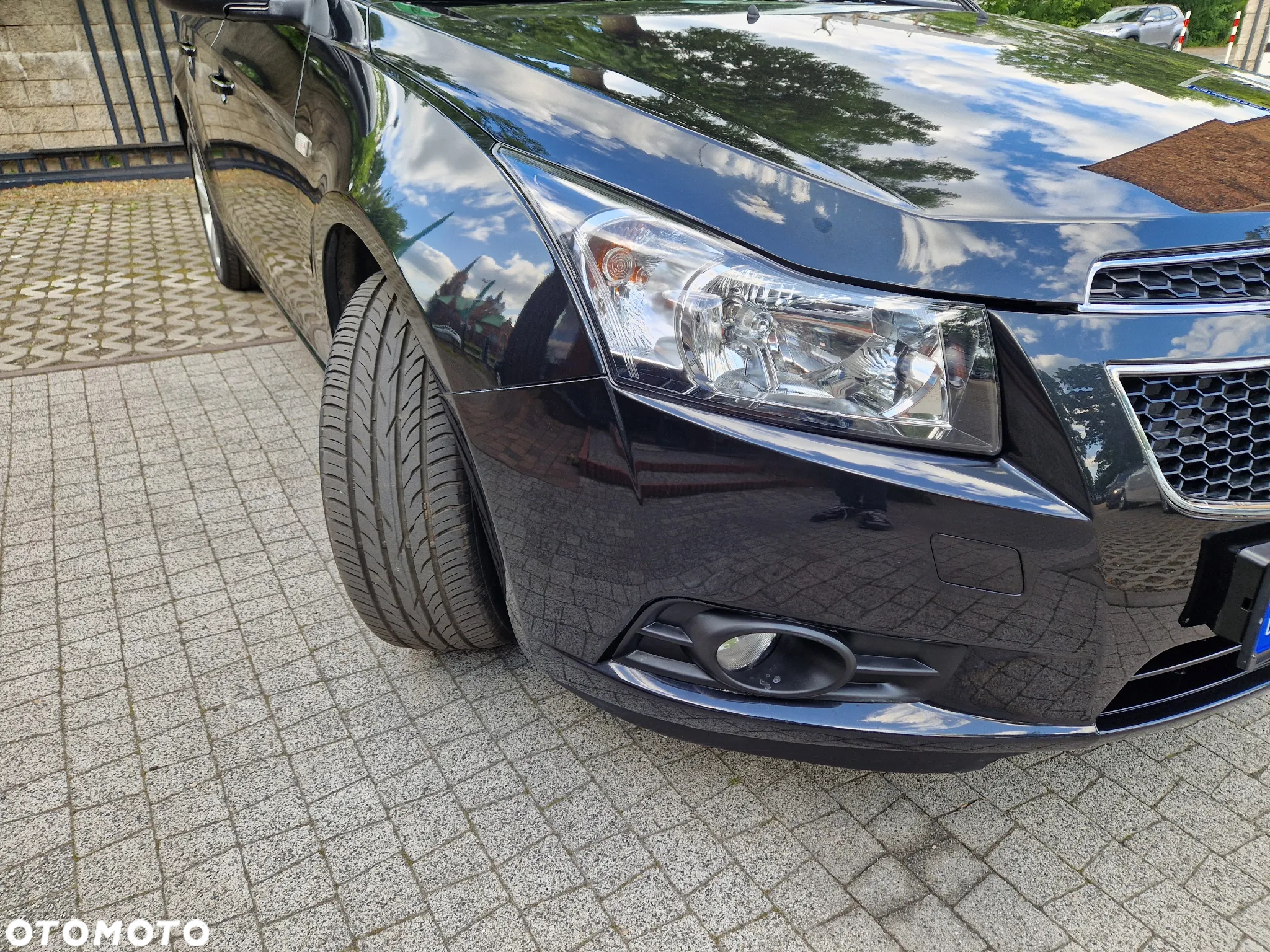 Chevrolet Cruze 1.8 LTZ - 12